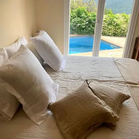 Casa Sant Jordi * Begur
